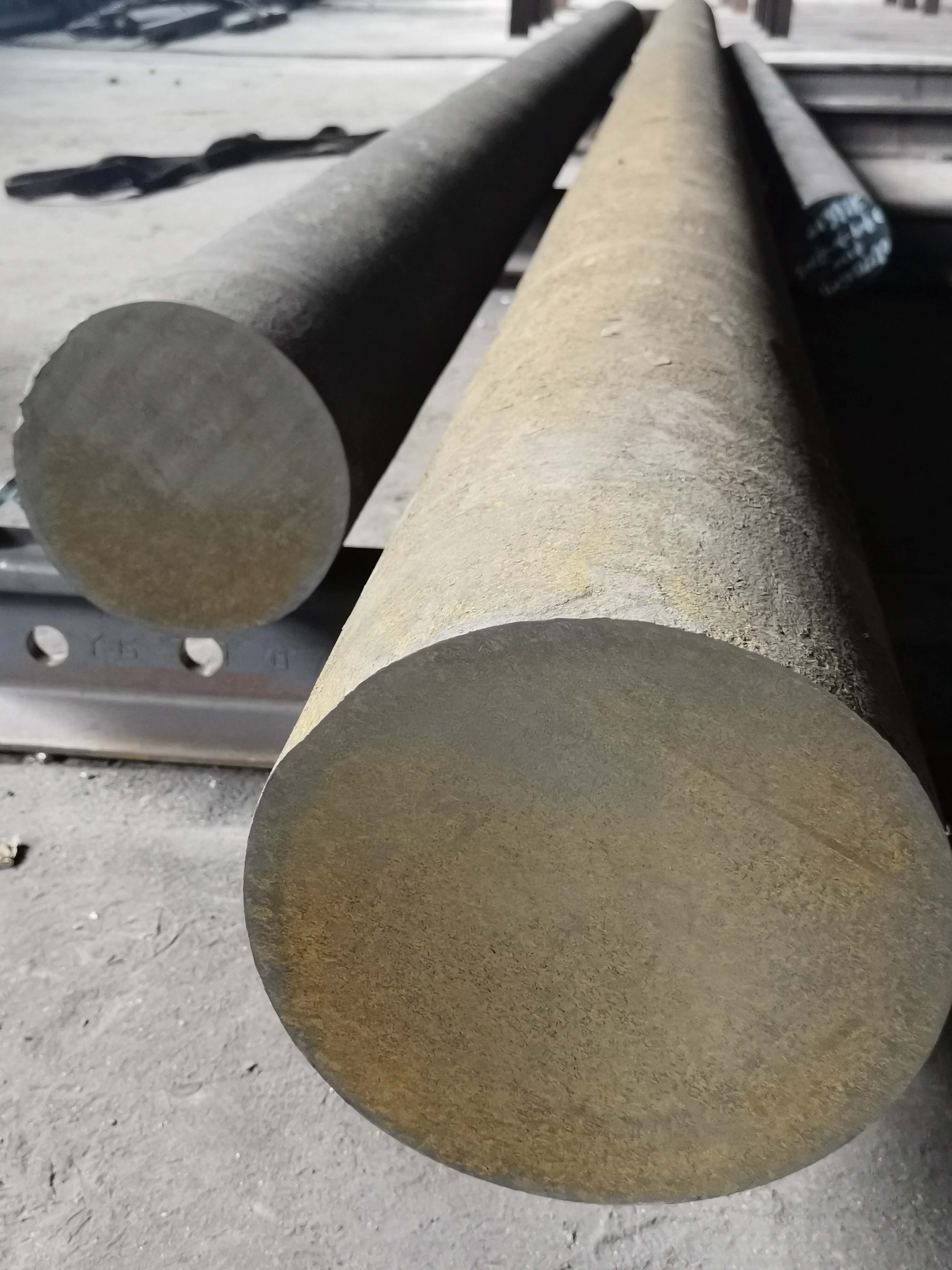 GH4049高温合金与真空感应炉重熔熔炼工艺